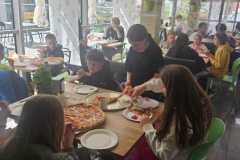 Uczniowie-SP-w-Jeleniu-na-wspolnej-pizzy