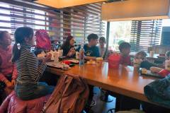 Wspolny-posilek-w-restauracji-MCdonalds-w-Szczecinku